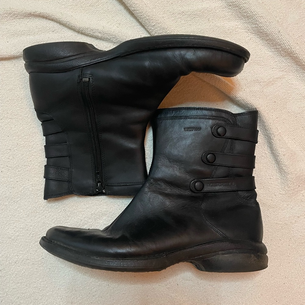 Merrell Button Ankle Booties